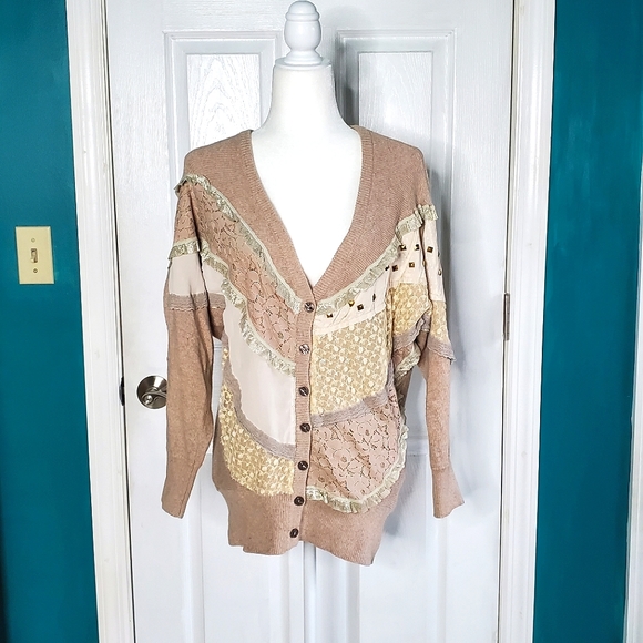 Taupe Cream Mixed Media Sweater Cardigan from Buckle Small NWOT - Picture 4 of 15